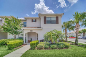 Champion Gates Resort Home with PRIVATE HEATED POOL AND FREE Waterparks